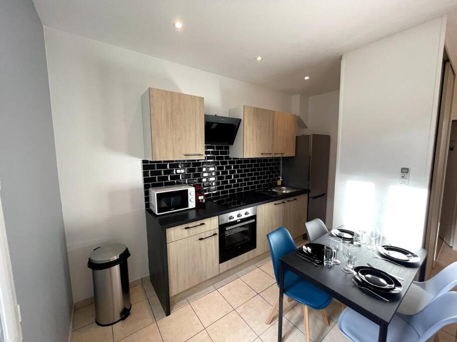 מרסיי Appartement T2 Pour 3 Personnes מראה חיצוני תמונה