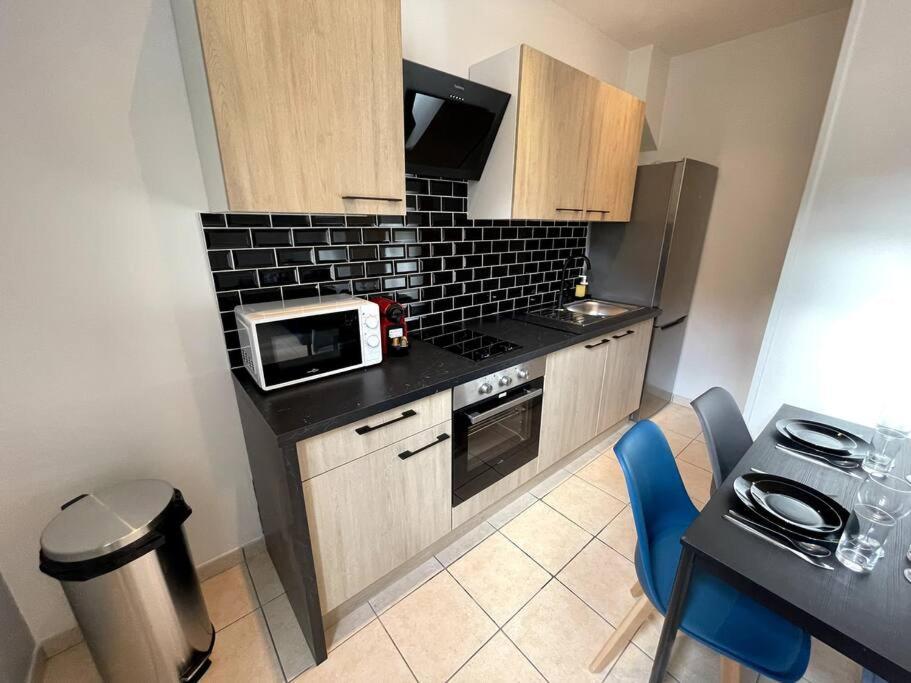 מרסיי Appartement T2 Pour 3 Personnes מראה חיצוני תמונה